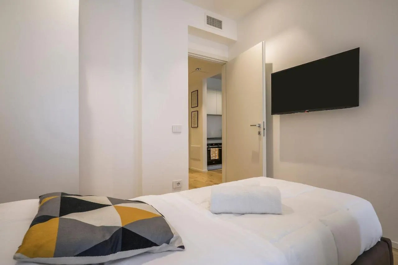 Apartment Milan Luxury Gem-Hosted By Sweetstay